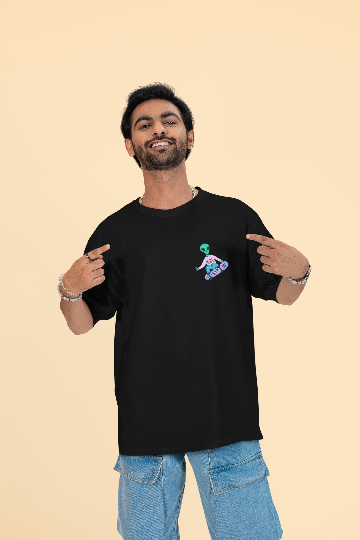 Alien Good Vibes Oversized T-shirt