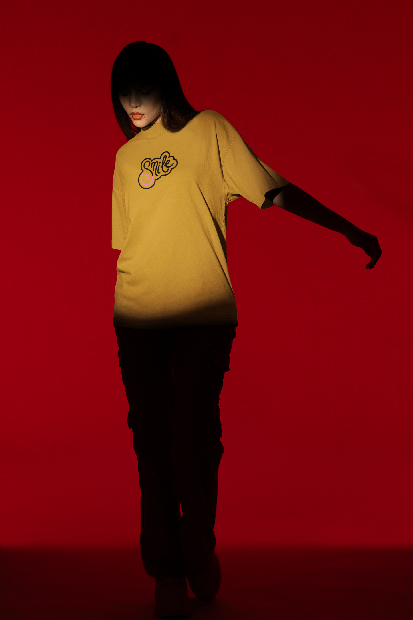 Smile & Glow Oversized T-shirt