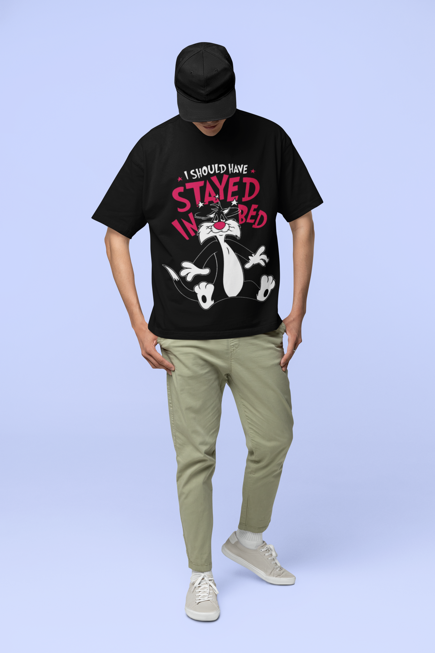 Looney Tunes : I Should have Stayed in Bed Oversized T-shirt